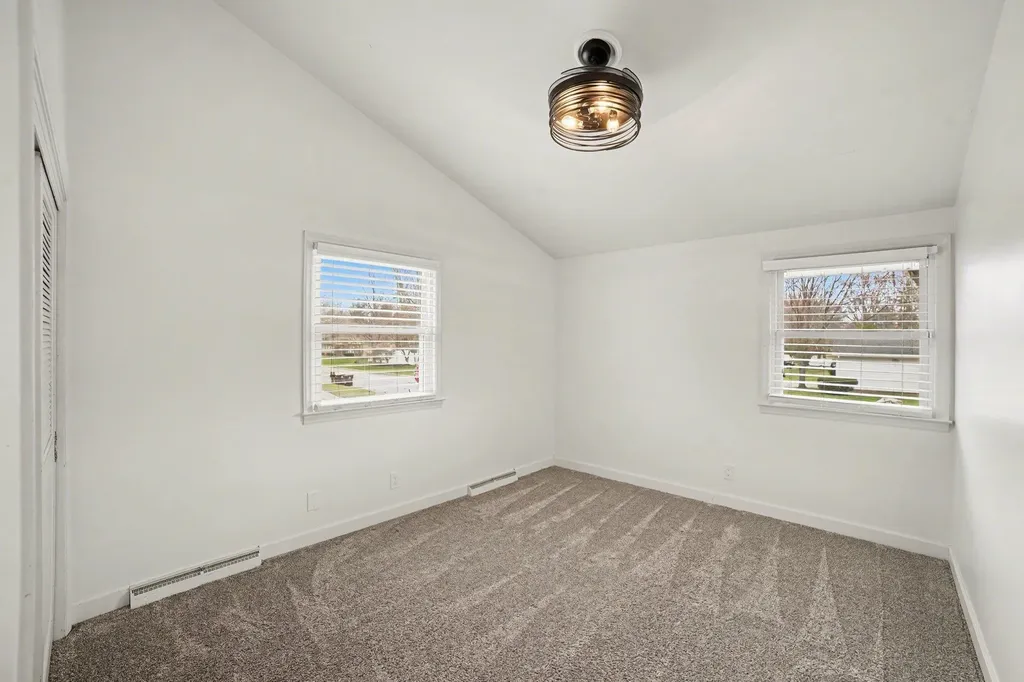 1320 E Lincoln Mt. Pleasant City MI 48858