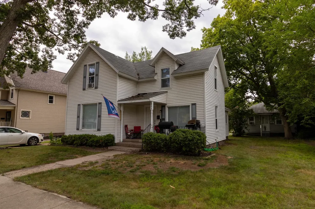 406 S Kinney Mt. Pleasant City MI 48858