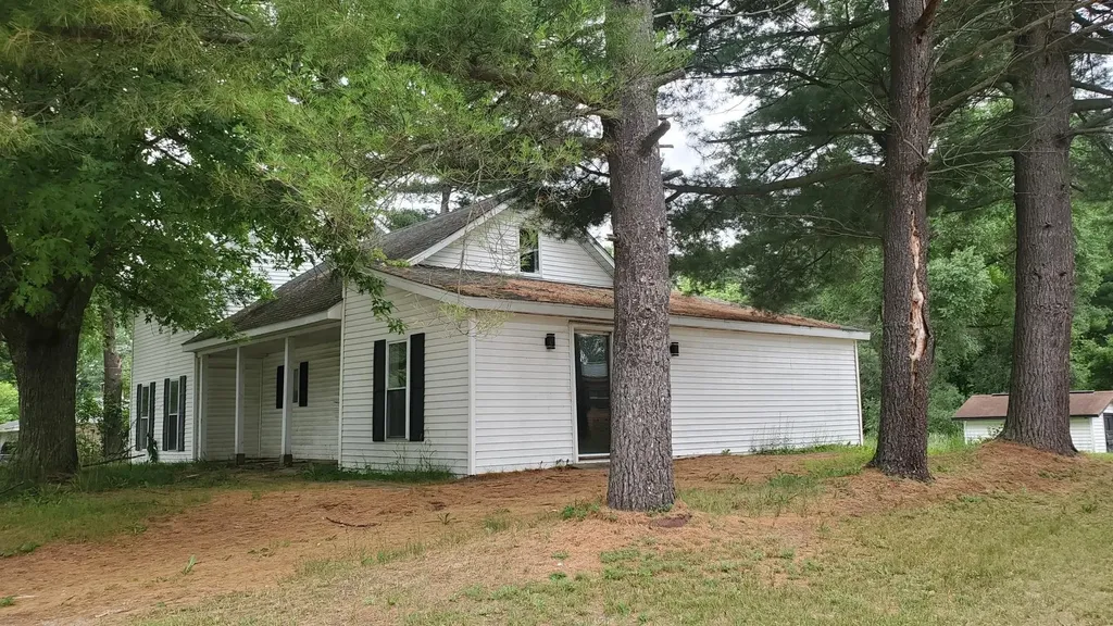 5500 85th Avenue Evart Township MI 49631