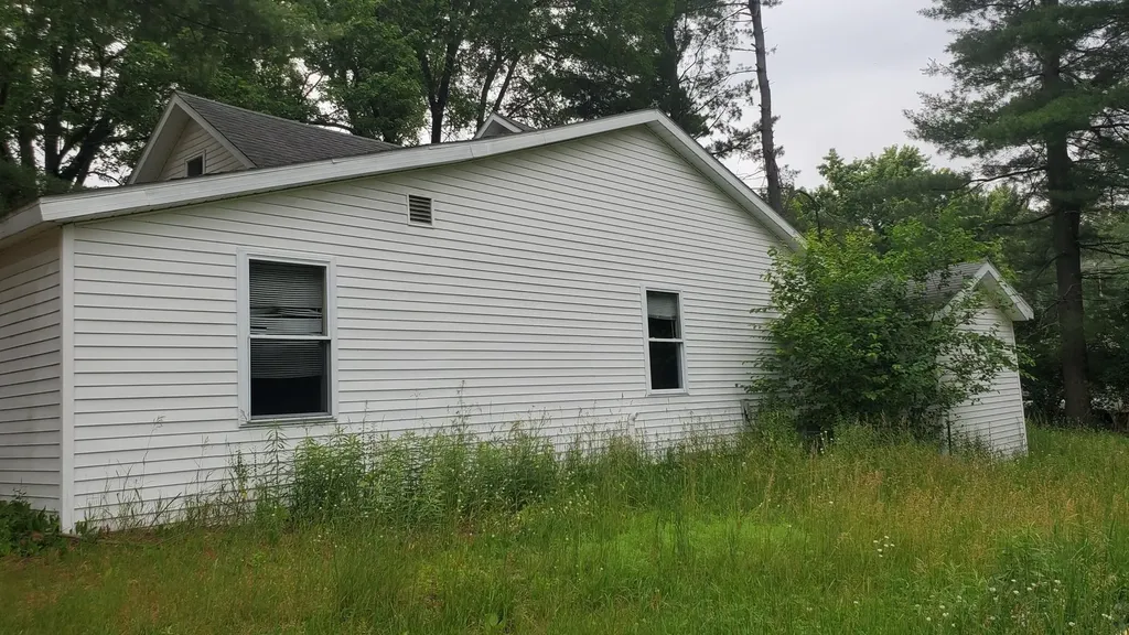 5500 85th Avenue Evart Township MI 49631