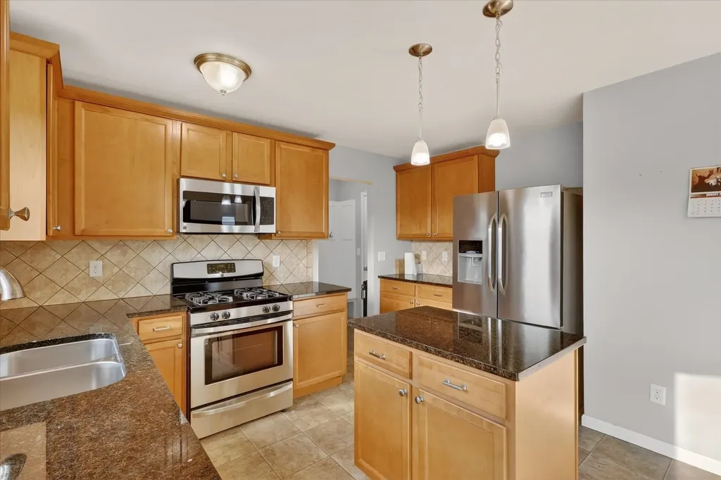 11681 SE Koala Bear Drive Unknown City MI 49302