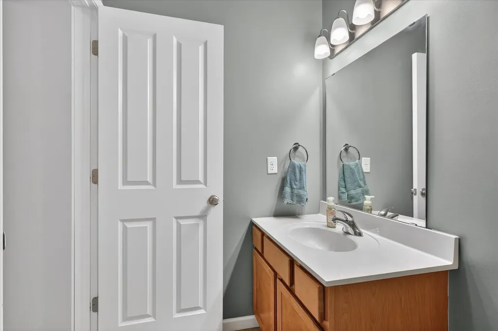 11681 SE Koala Bear Drive Unknown City MI 49302