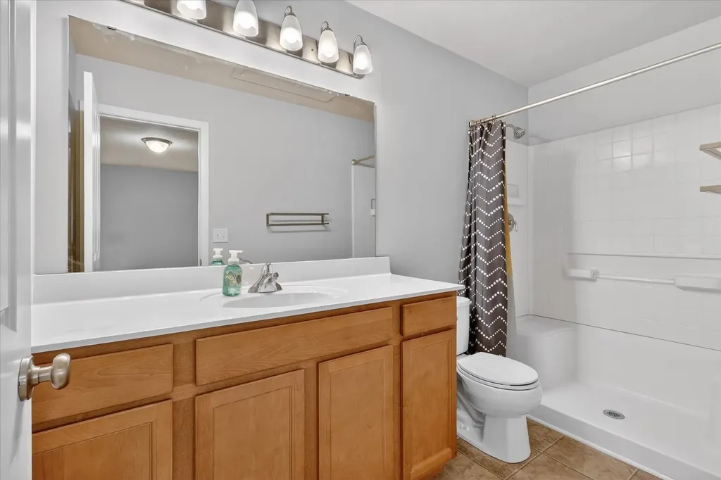 11681 SE Koala Bear Drive Unknown City MI 49302