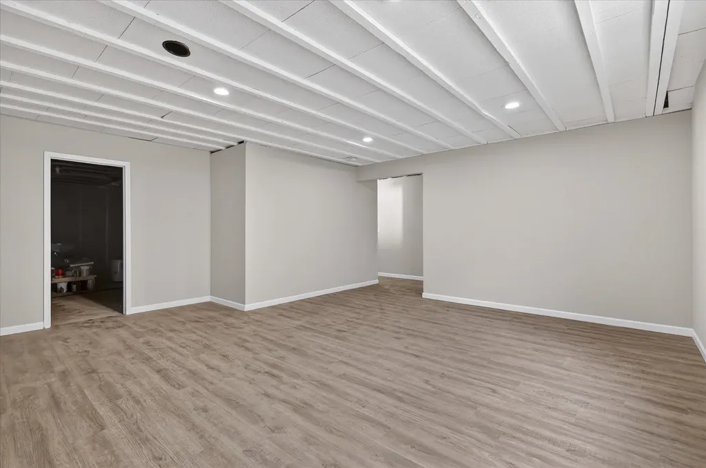 11681 SE Koala Bear Drive Unknown City MI 49302