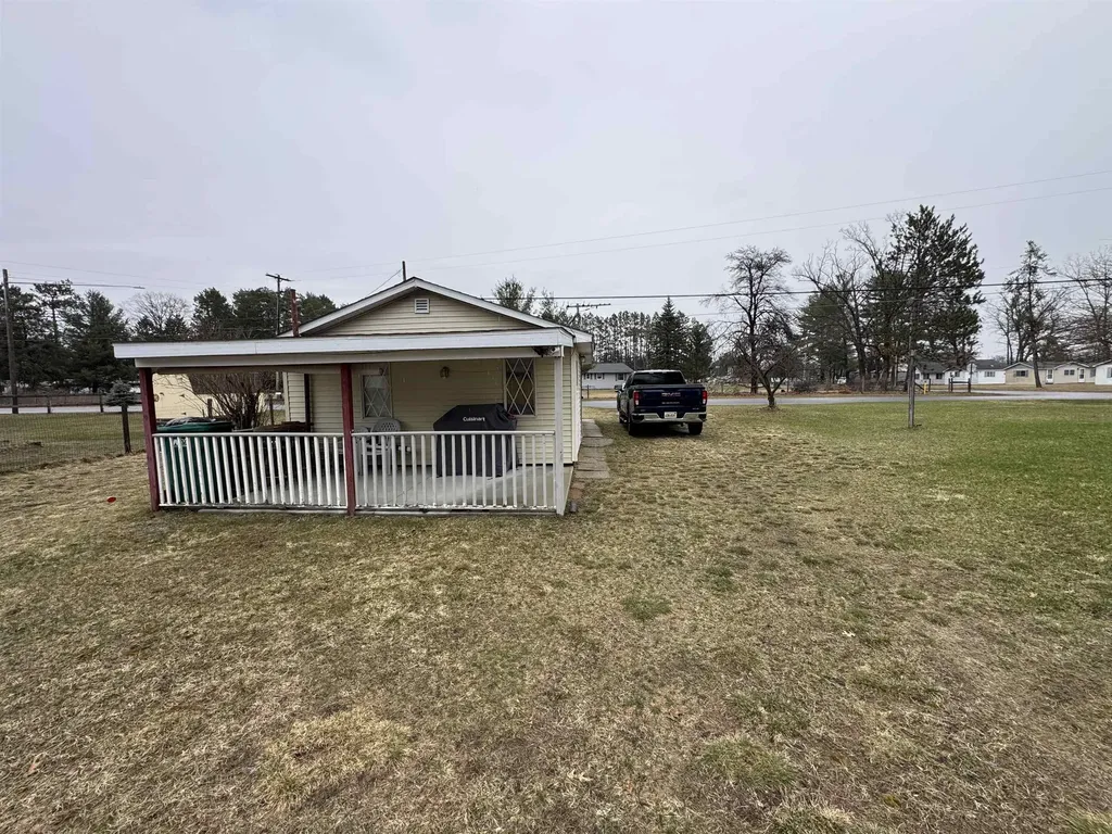 5110 Lucinda Drive Mills Township MI 48756