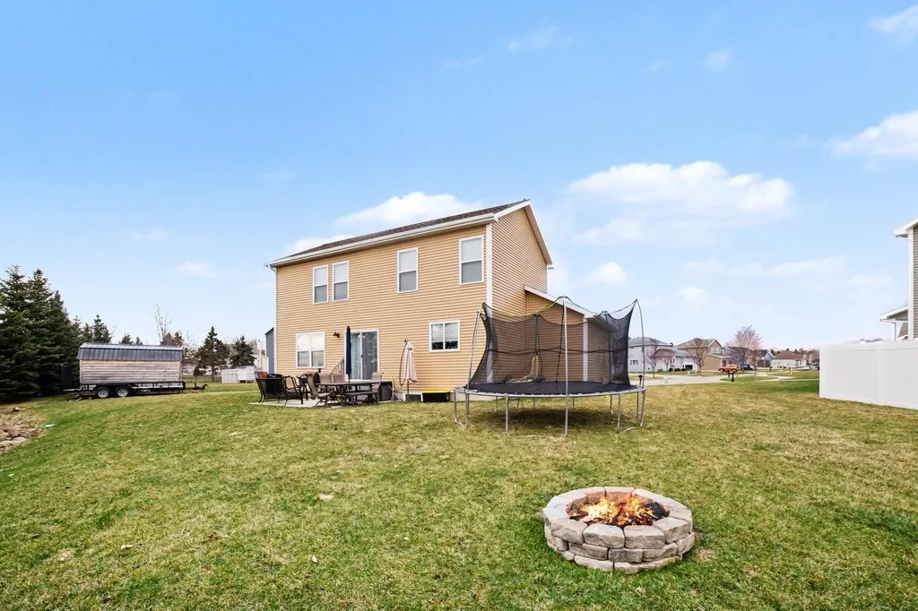 1541 Batson Place Mt. Pleasant City MI 48858