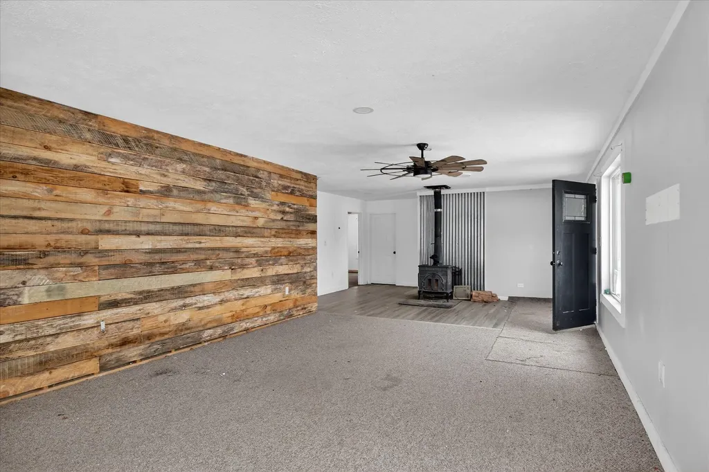 13501 Pioneer Le Roy Township MI 49655