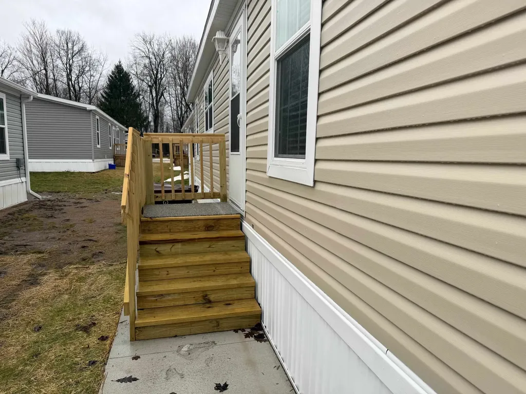 1211 Wellington Drive Union Charter Township MI 48858