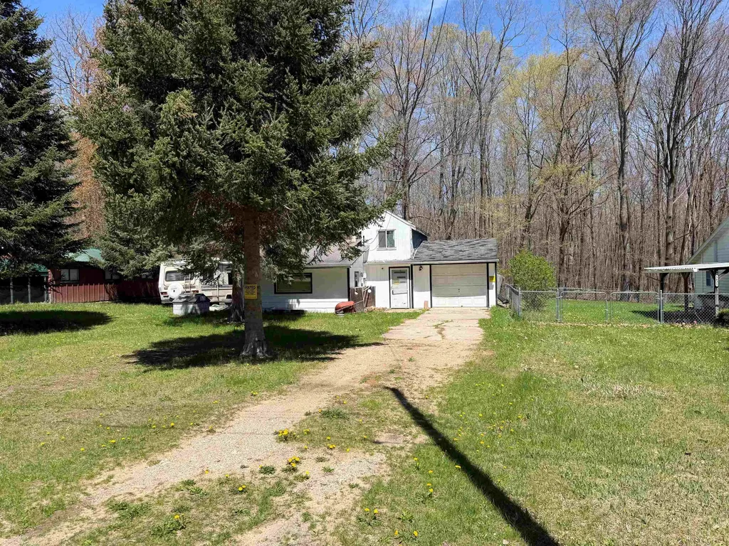 5644 Loranger Drive Surrey Township MI 48632