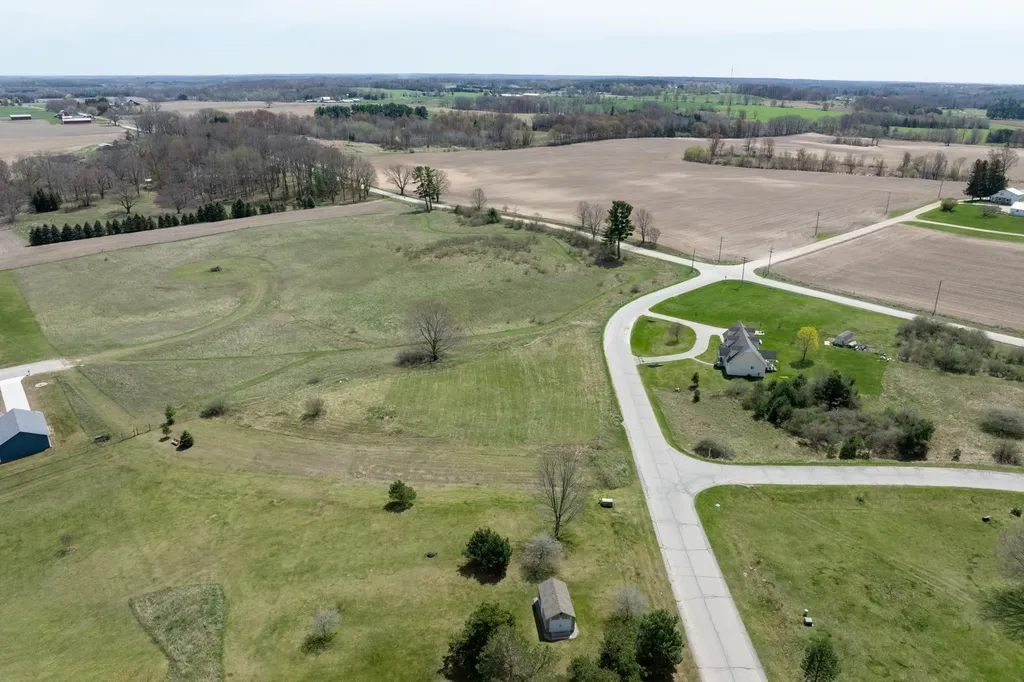 937-939-941 Brinton Road Broomfield Township MI 48893