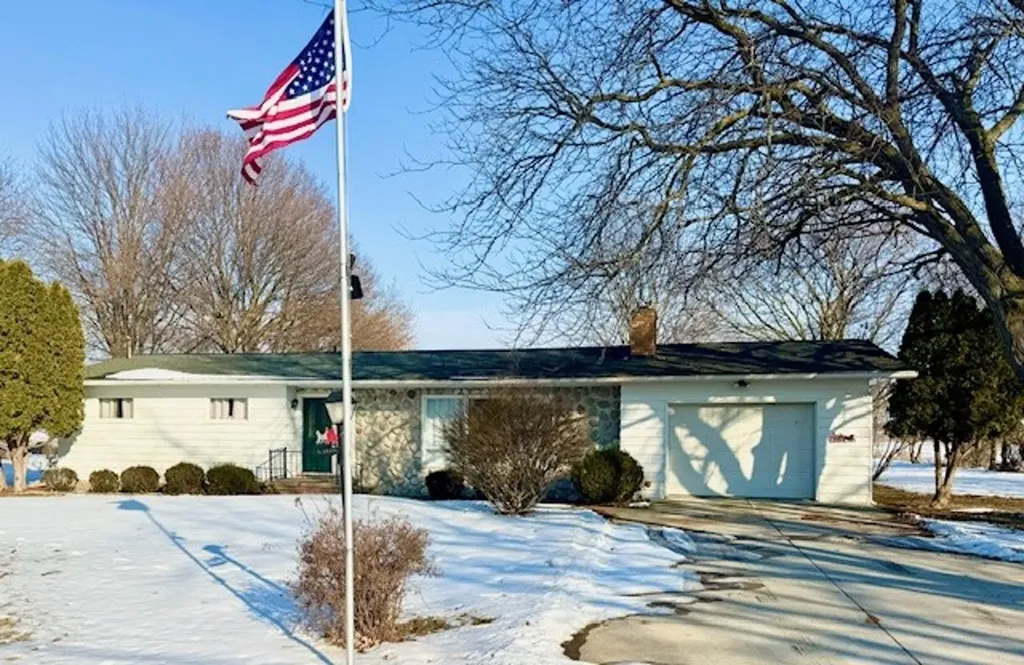 1307 S State Road North Star Township MI 48847