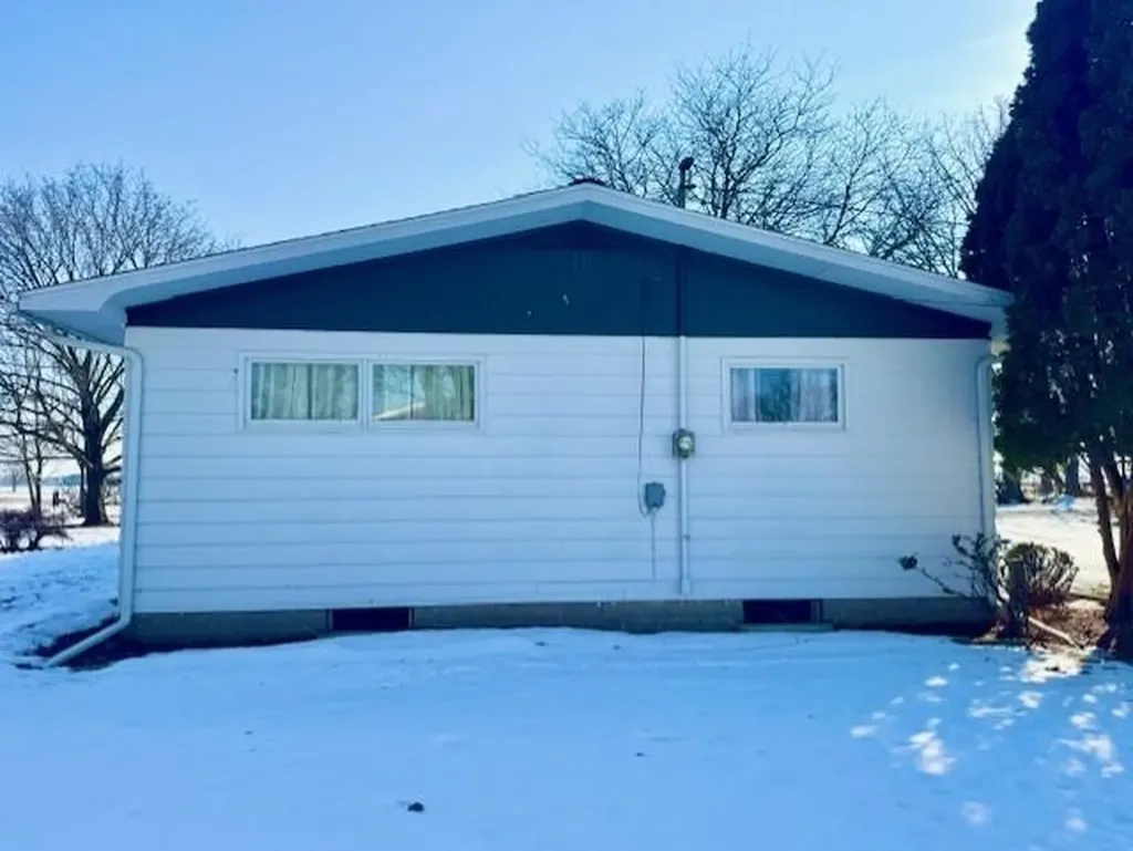 1307 S State Road North Star Township MI 48847