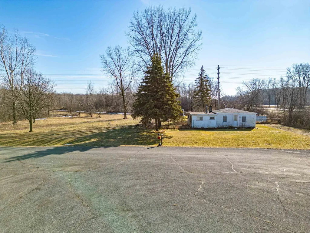 5510 E Remus Road Union Charter Township MI 48858