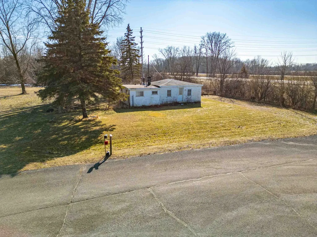 5510 E Remus Road Union Charter Township MI 48858