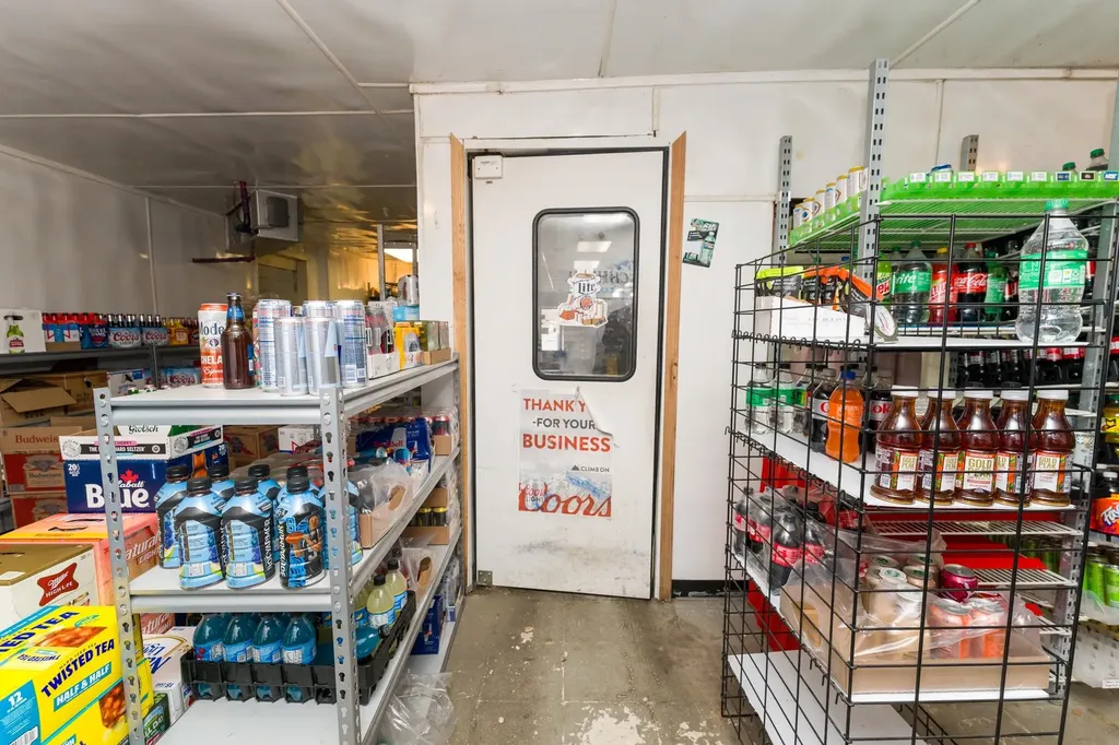 4012 N Clare Avenue Harrison City MI 48625