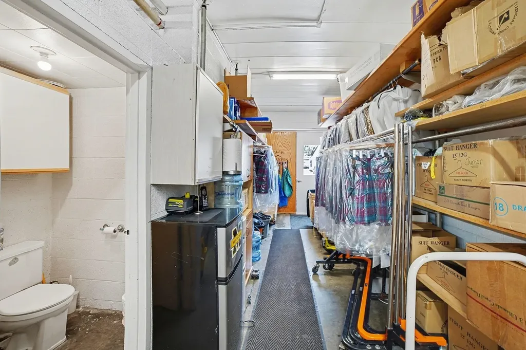 316 W Superior Street Alma City MI 48801