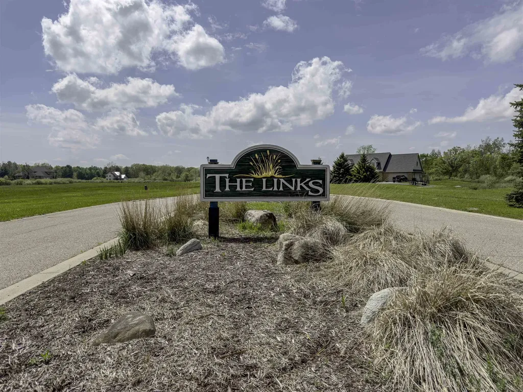 6702 Links Drive Chippewa Township MI 48858