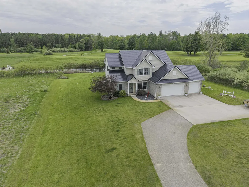 6702 Links Drive Chippewa Township MI 48858