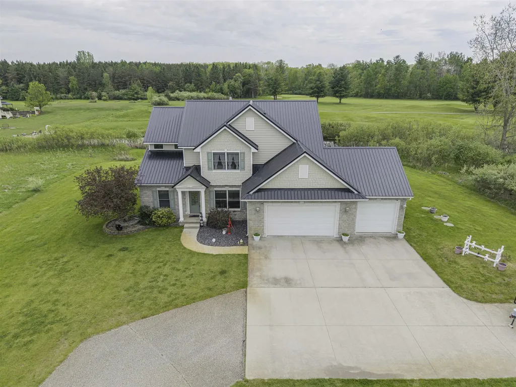 6702 Links Drive Chippewa Township MI 48858