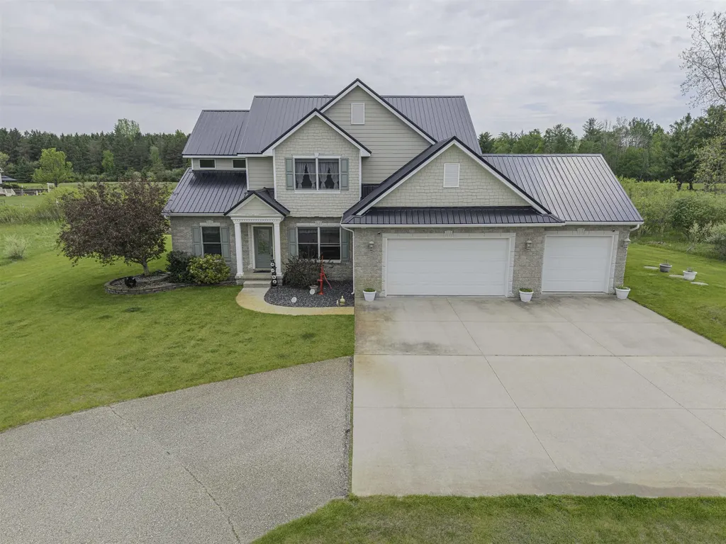 6702 Links Drive Chippewa Township MI 48858