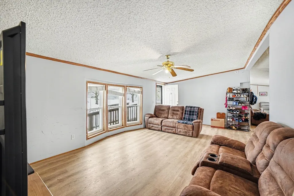 147 E Elm Street Unknown City MI 48831