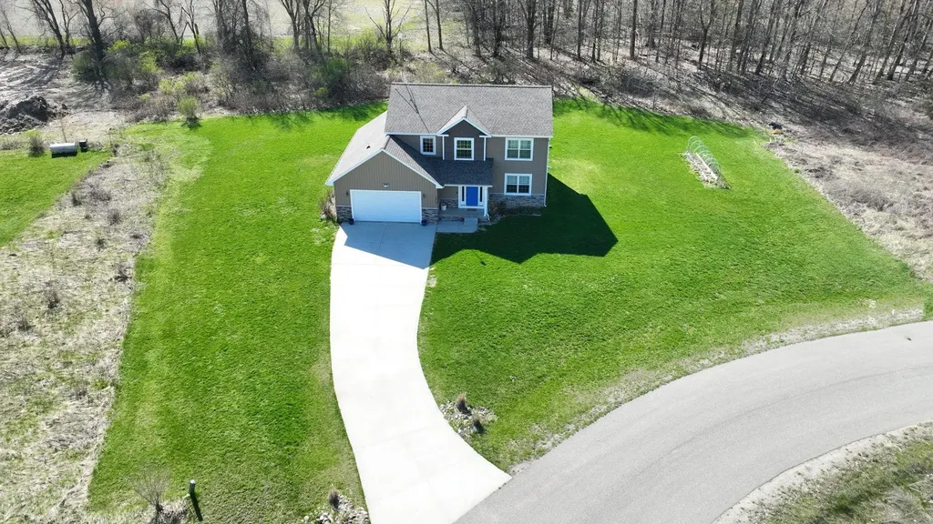 2578 White Deerfield Township MI 48858