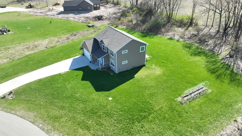 2578 White Deerfield Township MI 48858