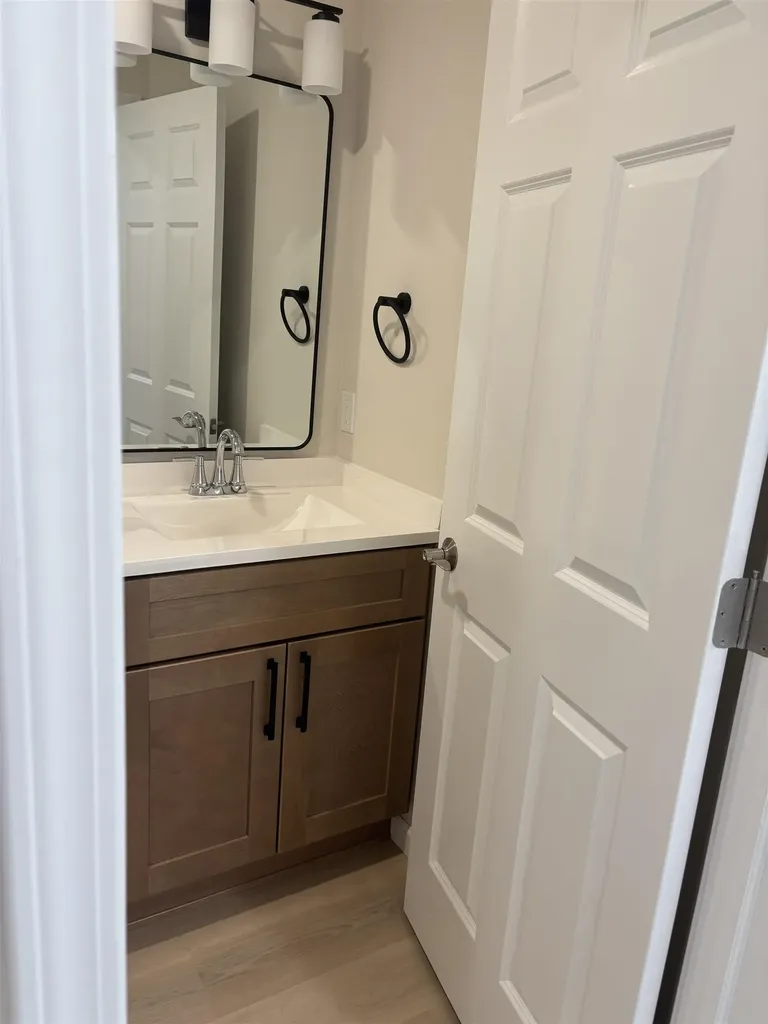 1645 Abbey Court Mt. Pleasant City MI 48858