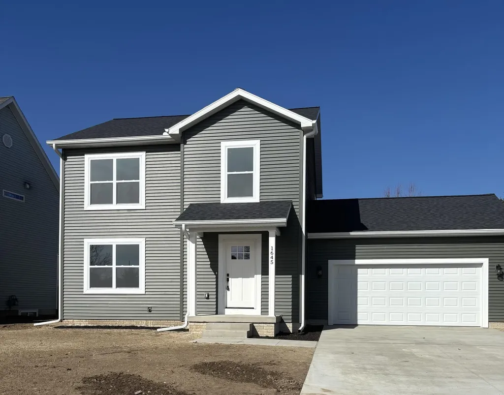 1645 Abbey Court Mt. Pleasant City MI 48858