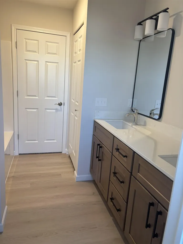 1645 Abbey Court Mt. Pleasant City MI 48858