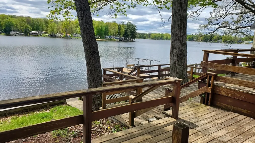 1361 N Crooked Lake Drive Garfield Township MI 48632