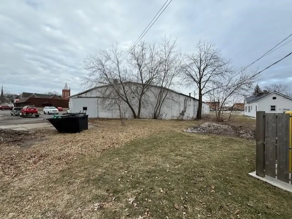 311 Prospect Street Alma City MI 48801