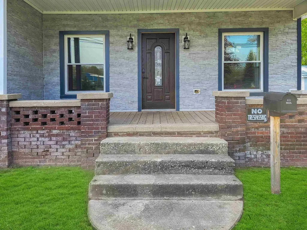 214 S Pine Street St. Louis City MI 48880