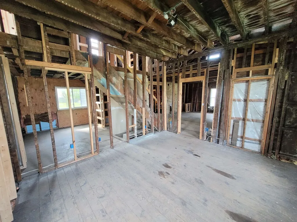 214 S Pine Street St. Louis City MI 48880