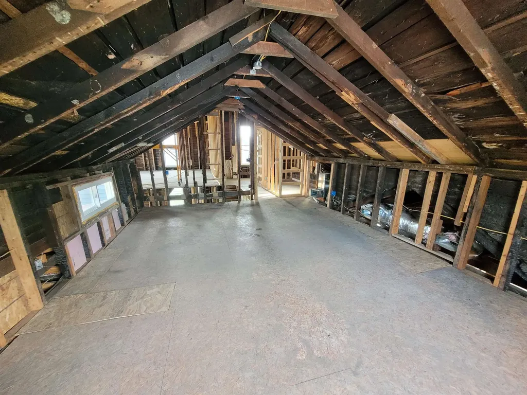 214 S Pine Street St. Louis City MI 48880