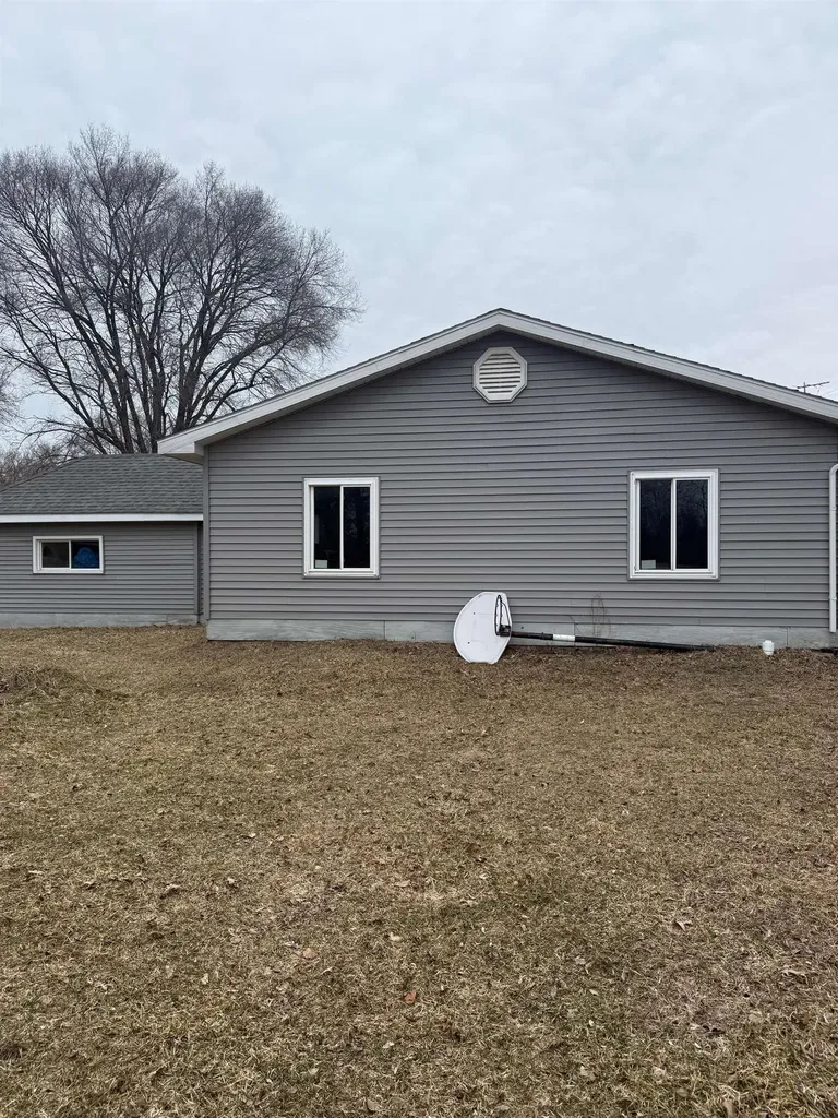 6329 N Lumberjack Road Seville Township MI 48877