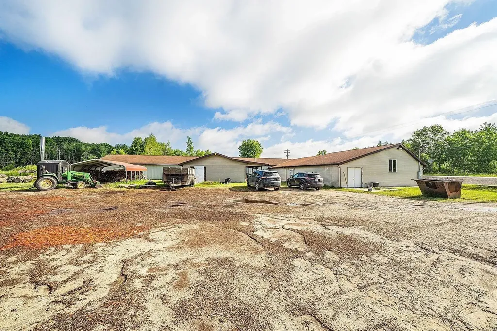 650 S State Street Stanton City MI 48889