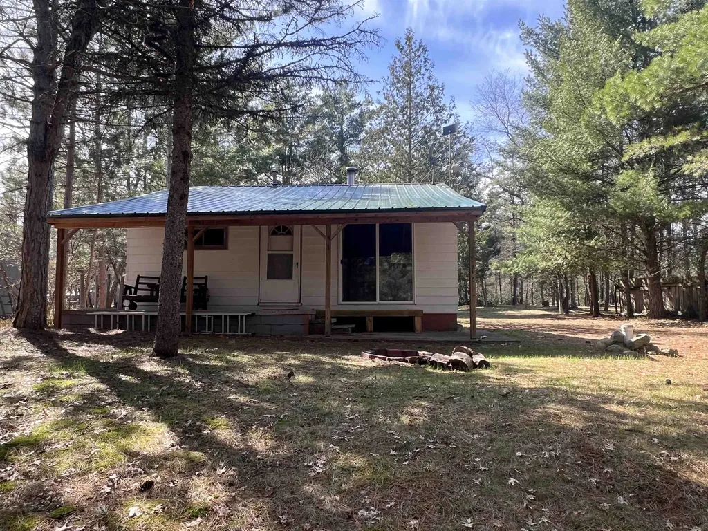 9769 Parrot Circle Garfield Township MI 49633
