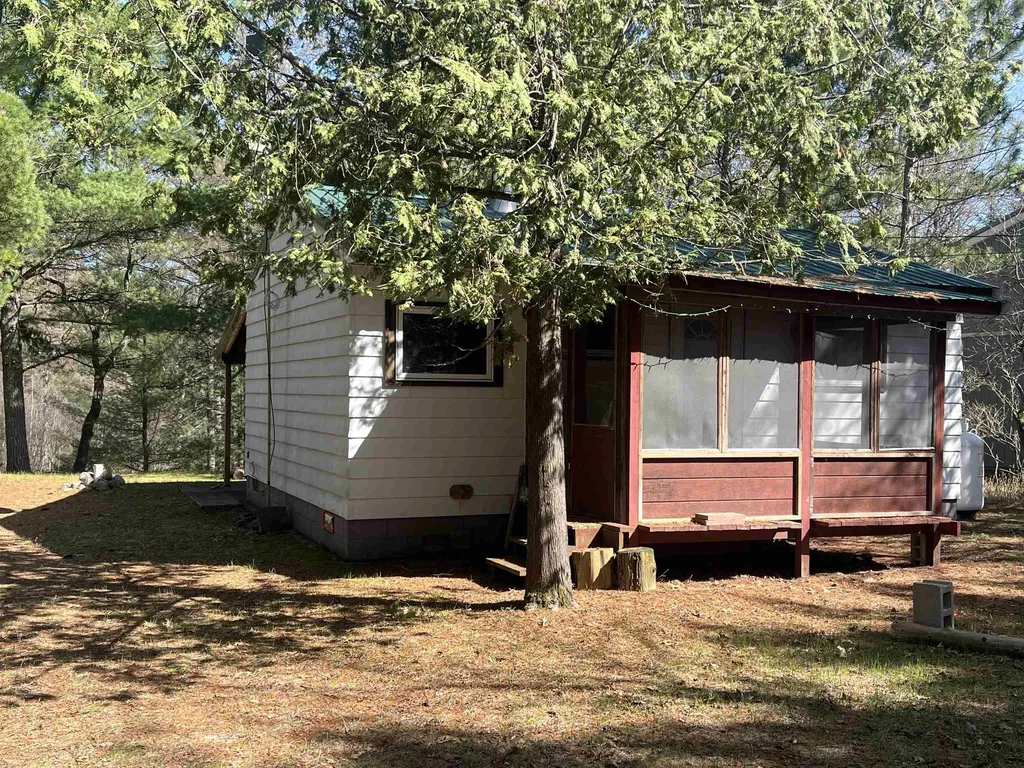 9769 Parrot Circle Garfield Township MI 49633