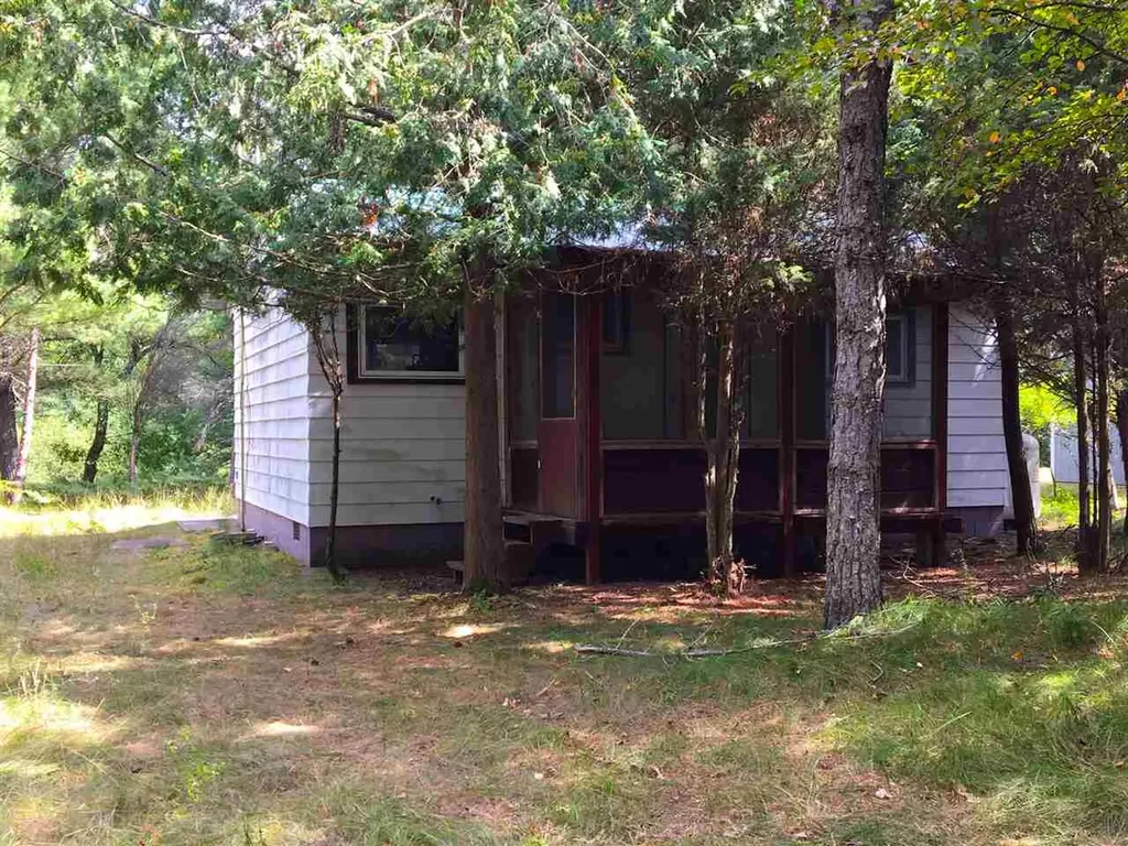 9769 Parrot Circle Garfield Township MI 49633