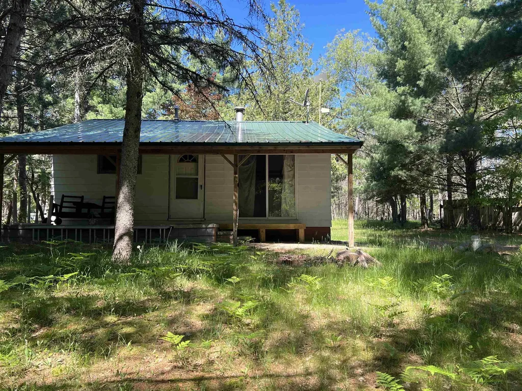 9769 Parrot Circle Garfield Township MI 49633