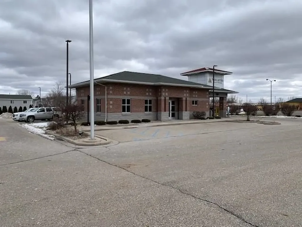 2015 S Mission Street Mt. Pleasant City MI 48858