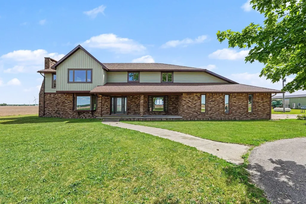 6386 E Washington Hamilton Township MI 48847
