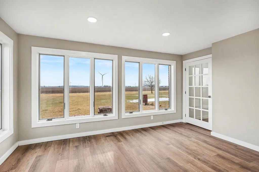 6386 E Washington Hamilton Township MI 48847