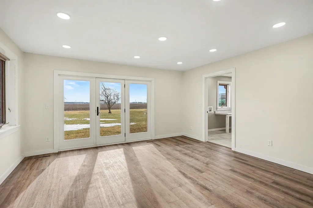 6386 E Washington Hamilton Township MI 48847