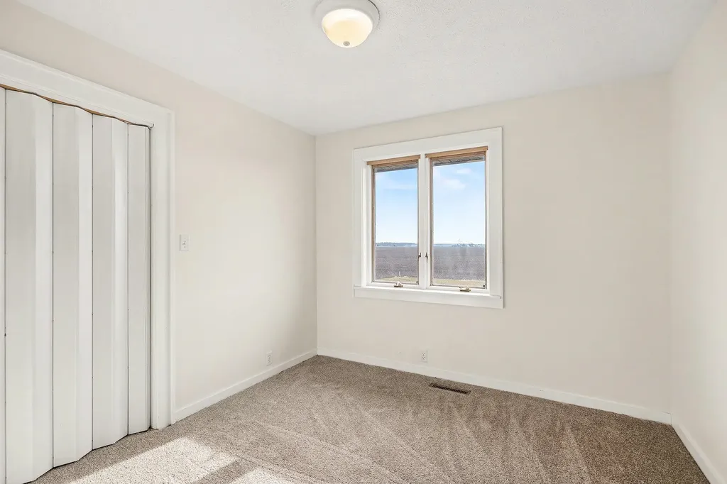 6386 E Washington Hamilton Township MI 48847