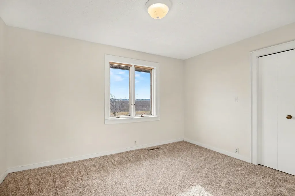 6386 E Washington Hamilton Township MI 48847