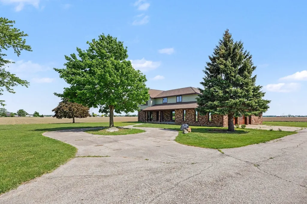 6386 E Washington Hamilton Township MI 48847