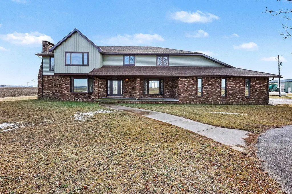 6386 E Washington Hamilton Township MI 48847