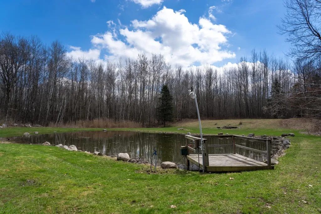 3195 S Rolland Road Broomfield Township MI 49340